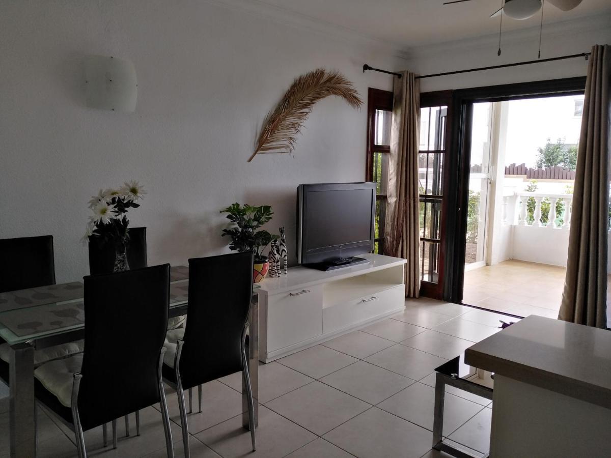 Apartamento La Palmera Amarilla Golf Сан Мигел де Абона Екстериор снимка