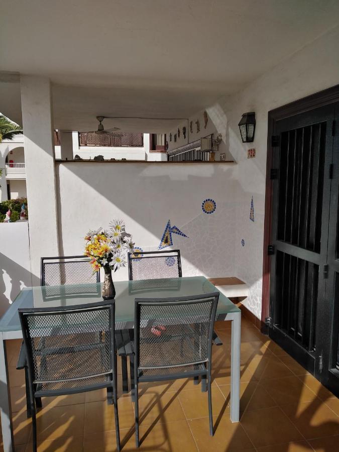 Apartamento La Palmera Amarilla Golf Сан Мигел де Абона Екстериор снимка