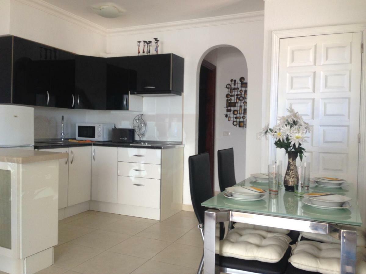 Apartamento La Palmera Amarilla Golf Сан Мигел де Абона Екстериор снимка